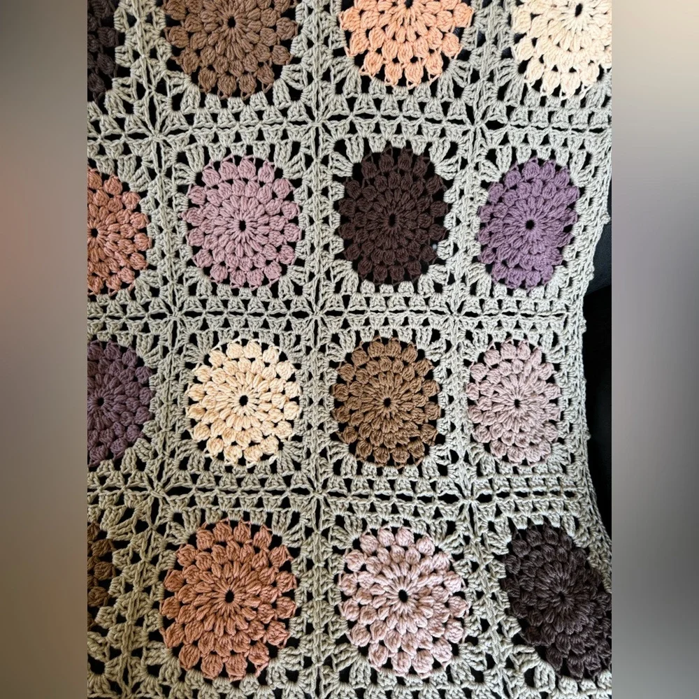 Boho Crochet Sunburst Blanket in gorgeous pinks & browns !